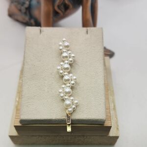 Elegant Pearl Hair Clip